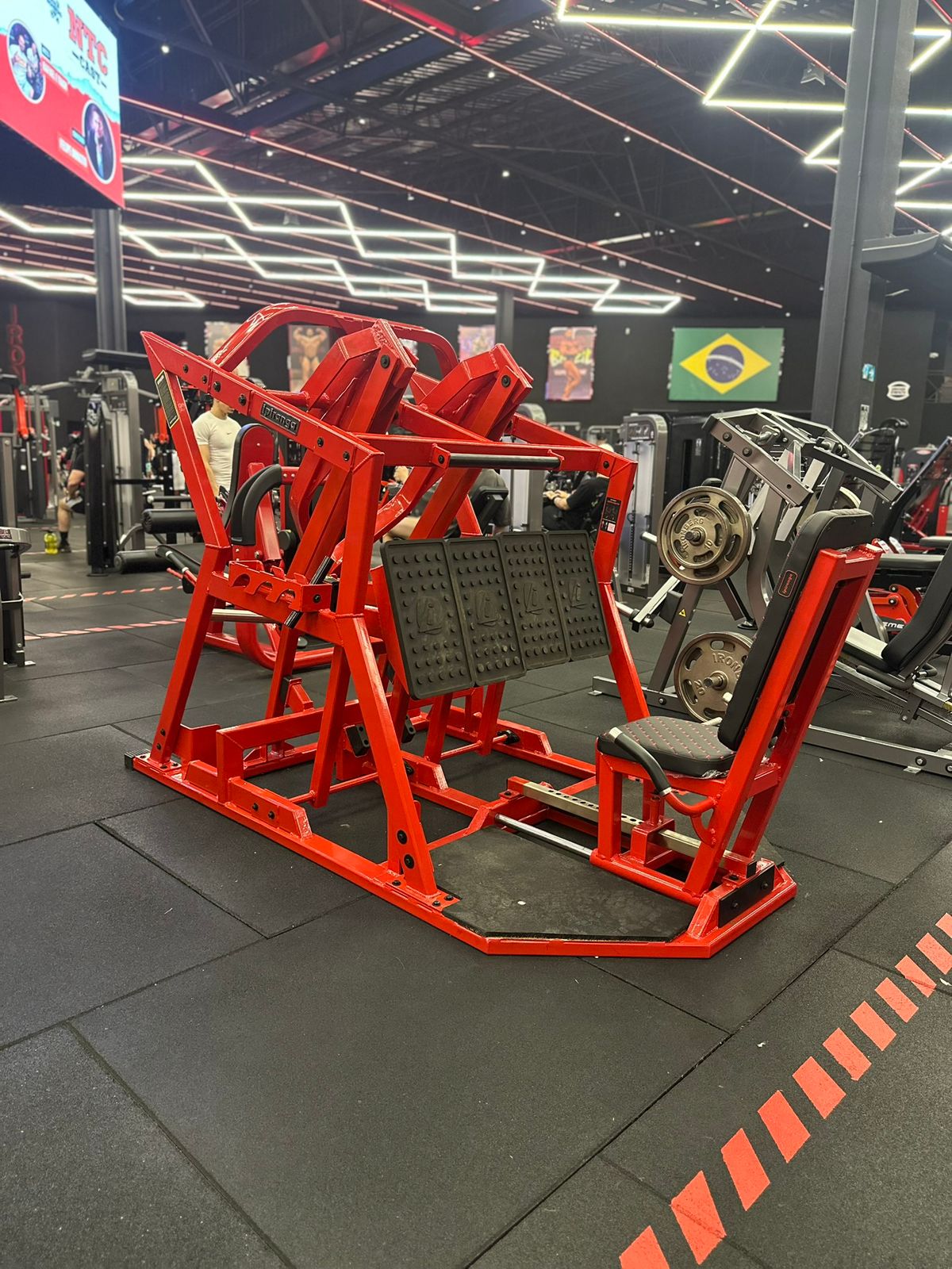 LEG PRESS HORIZONTAL PENDULAR