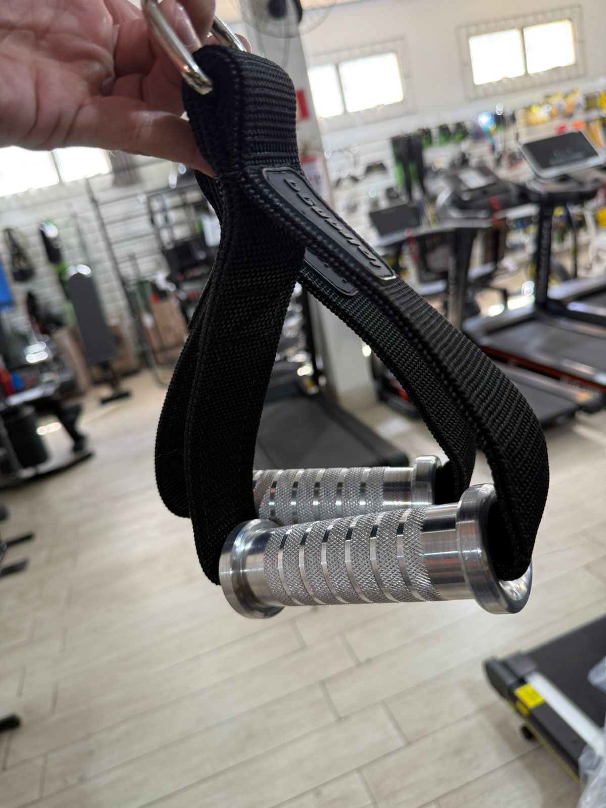 Par puxador estribo grip alumínio 1.1/8" fino premium